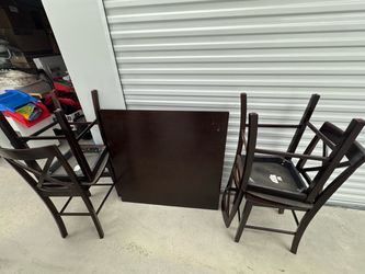 Dining table & chairs