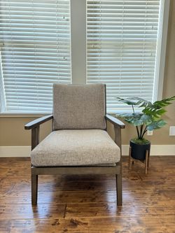 Mid Century Modern Accent Chair