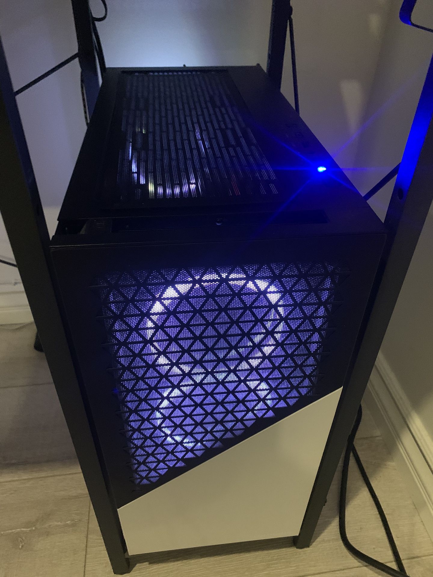 CyberPower Gaming PC (Keyboard & Mouse Not Included)