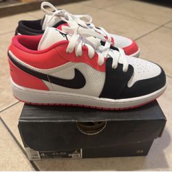 Red & black Nike Air Jordan 1 Low