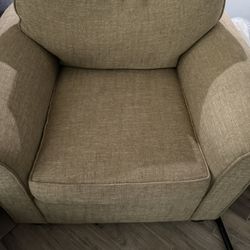 2 Chairs Like Brand New 