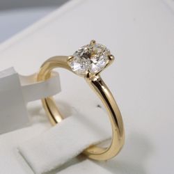 New Oval-shaped Diamond Ring. 1.02 Carat. IGI Certified lab grown