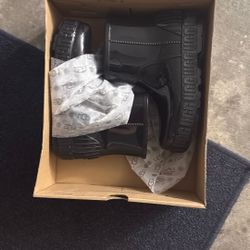 UGG rainboots 