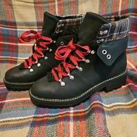 Women's Boots New Size 11 (Compared $100)