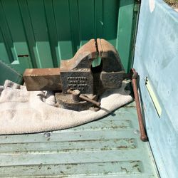 Large Prentis Vise 