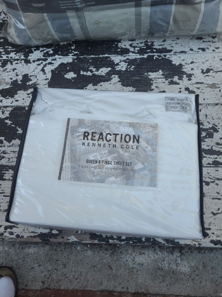 Queen 6 Piece Sheet Set Intacted