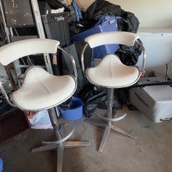 Set Of Bar Chairs 