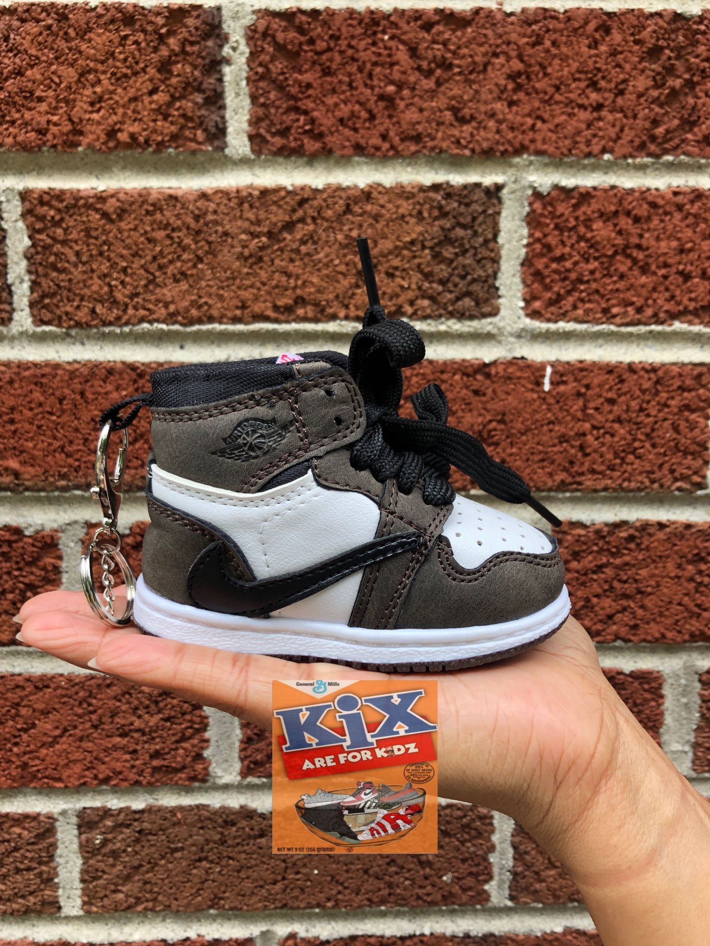 Travis Scott TS1 Jordan Big Keychain