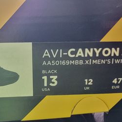 New Avia Mens Size 13