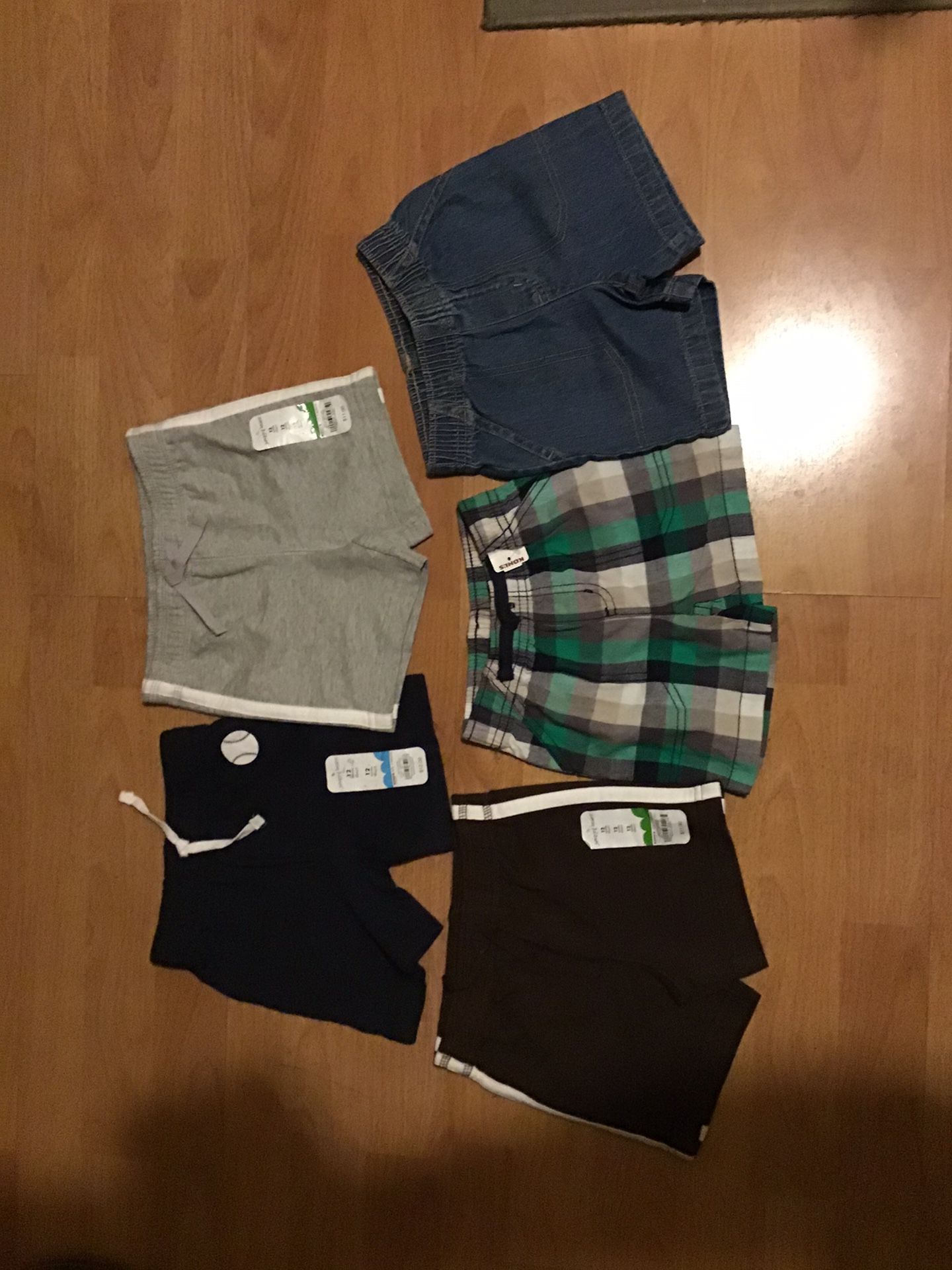 New 5 pieces shorts 12 months