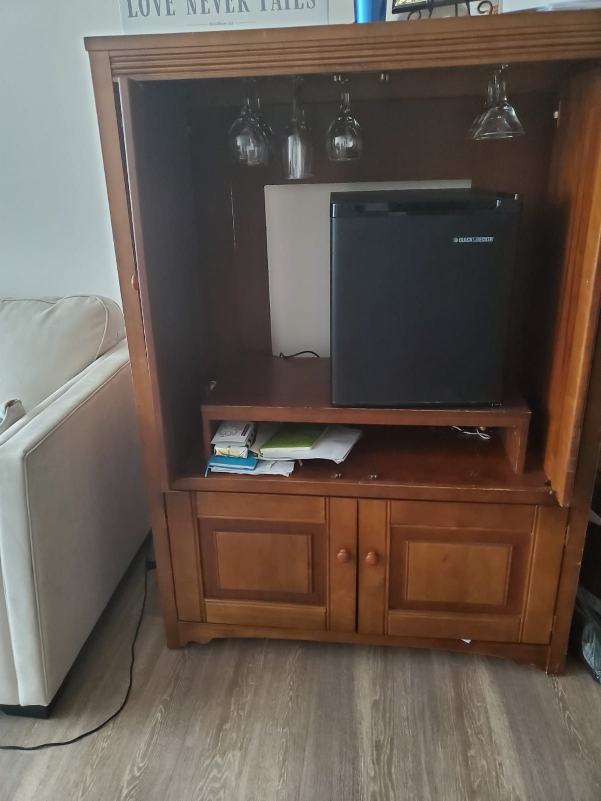 RELOCATING TO VA Used Standup bar including refrigerator plus coffee table