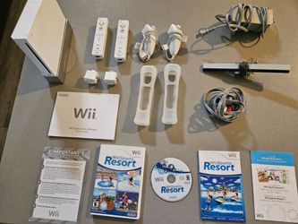 White Nintendo Wii Console, Accessories, Wii Sports Resort Game