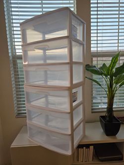 2 Sterilite Wide drawers/ like new