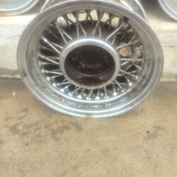 VINTAGE WIRE WHEELS!!! RANDOM!! NO SETS!!! 180$ EACH