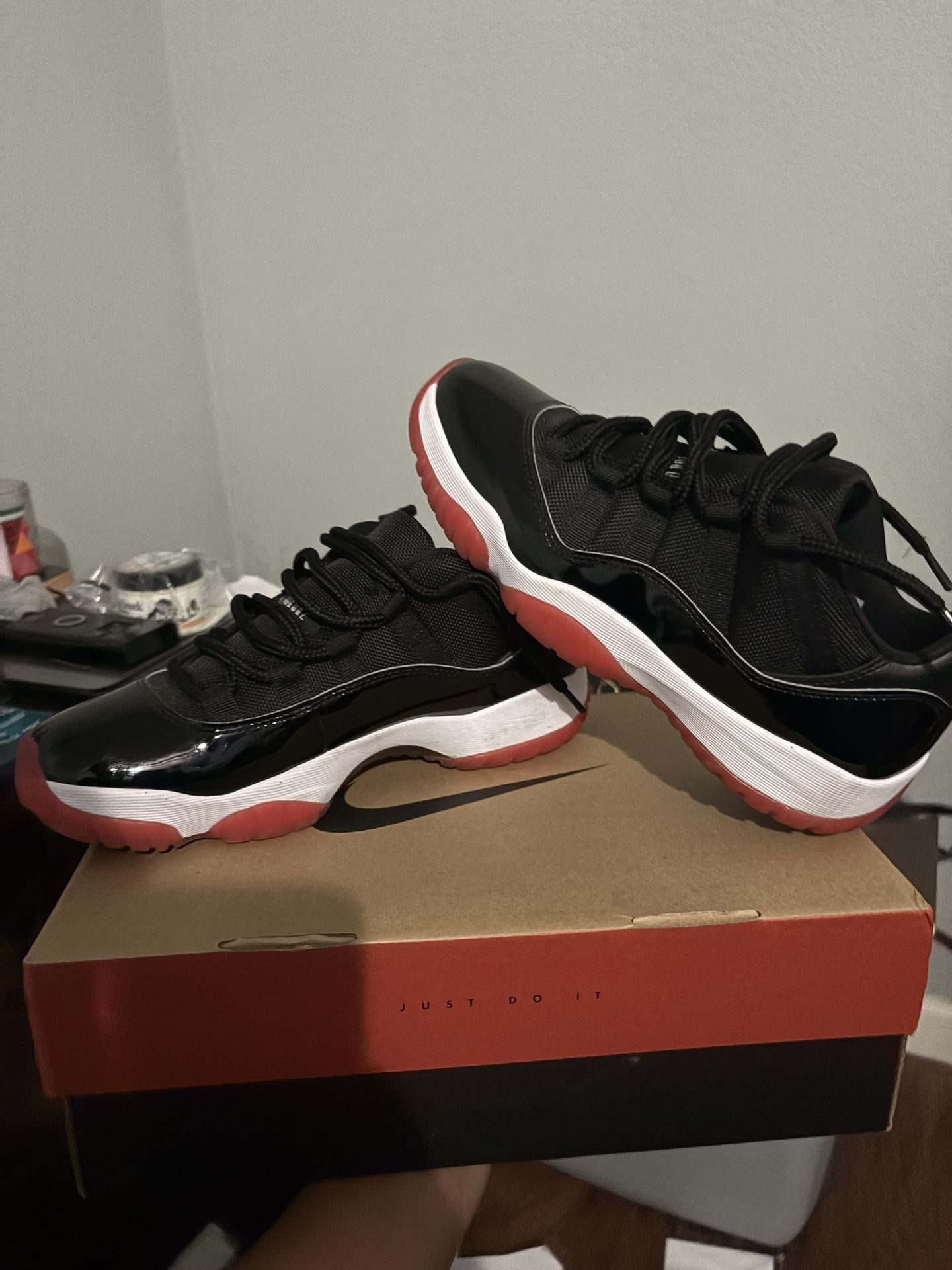 Jordan 11 Low Breds