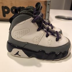 Kids Nike Air Jordan’s Sz Size 5