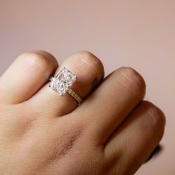 Stunning 5.01ct Lab-Grown Diamond - F Color, VS1, Excellent Cut