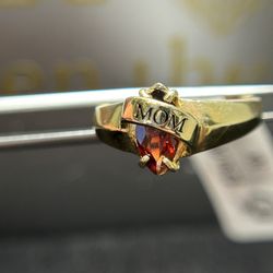 10K GOLD MOM RING 