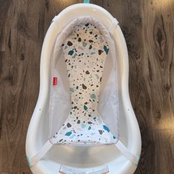 Fisher Price Baby Bathtub