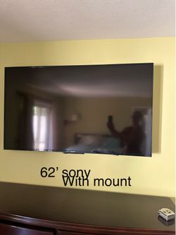 $200 5 TVs Sony and Samsung OBO
