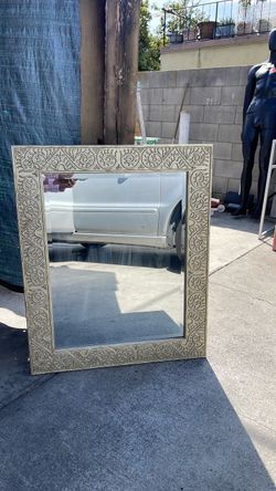 Mirror. Ornate Cream Wall Mirror