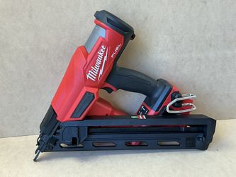 Milwaukee 2839-20 M18 FUEL 18-Volt Lithium-Ion Brushless Cordless Gen II 15 gaAngled Finish Nailer