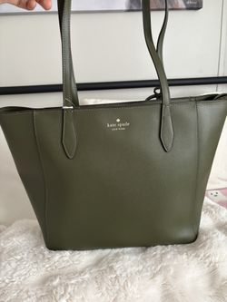 Kate Spade Dana Tote w/ Daisy Charm