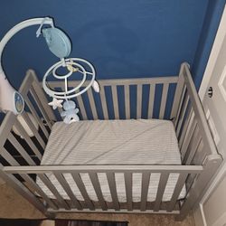 Like New Baby Crib 