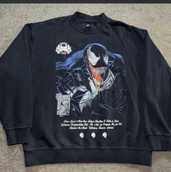 Darc Sport Wolves X Marvel Venom sweatshirt, Crewneck is Size L in LIKE NEW condition! RARE LIMITED, SOLD OUT EVERYWHERE!!