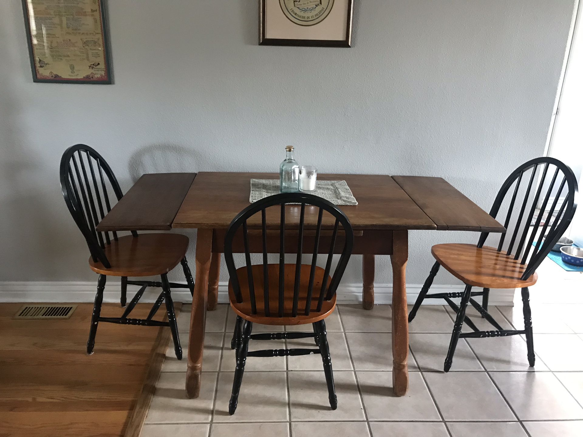 Dining room table with 3 chairs
