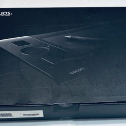 NEW Intuos 4 Professional Pen Tablet SEALED