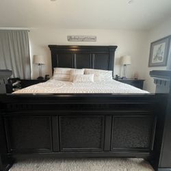 King Bedroom Set 