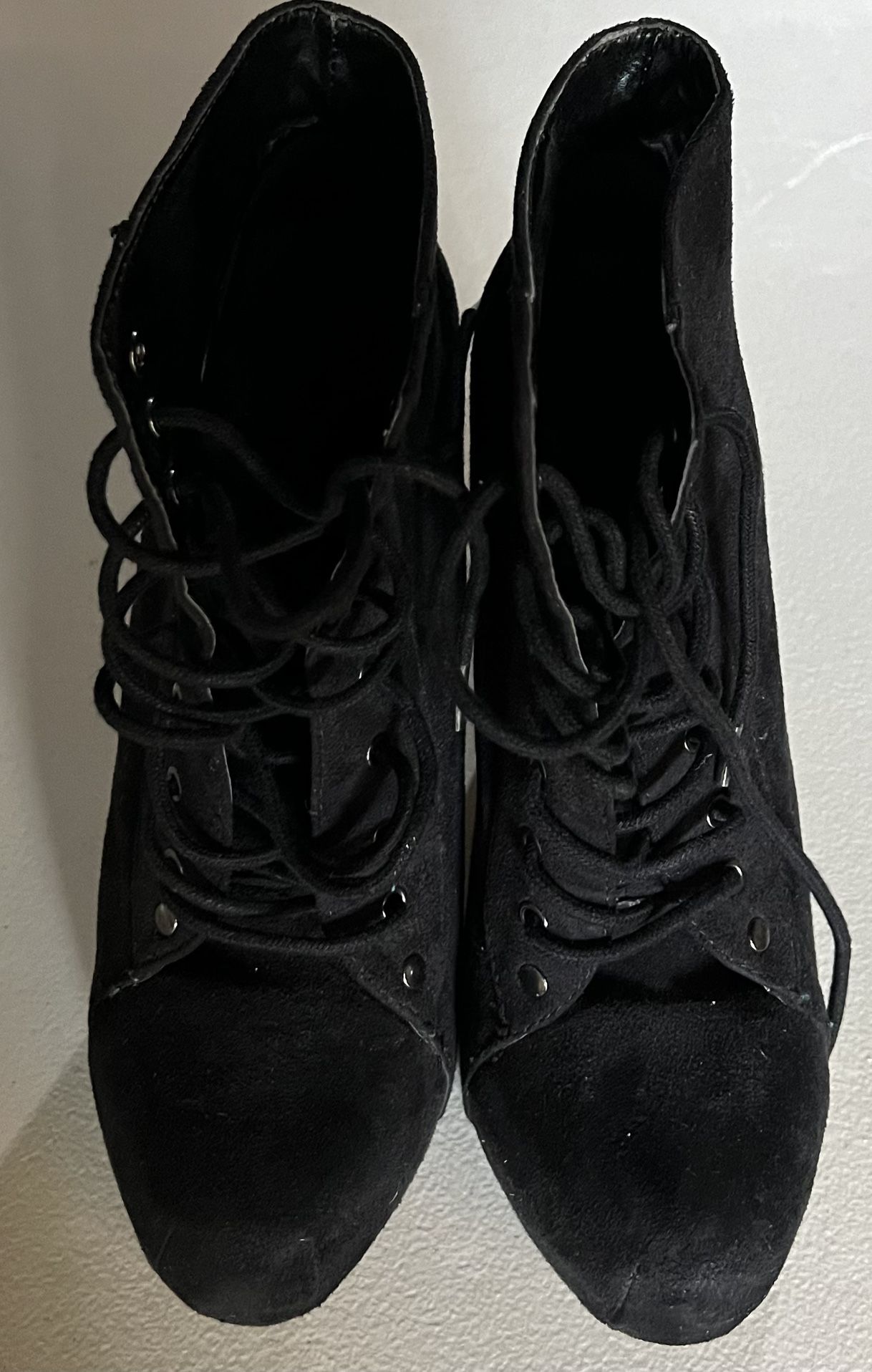 Black Platform Boot