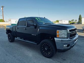2011 Chevrolet Silverado 2500 HD Crew Cab