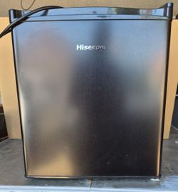 Mini fridge