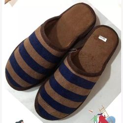 Men’s and women’s Sweet heart monkey indoor slippers 