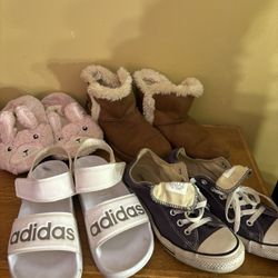 Women’s Size 9 Shoe /slipper Lot