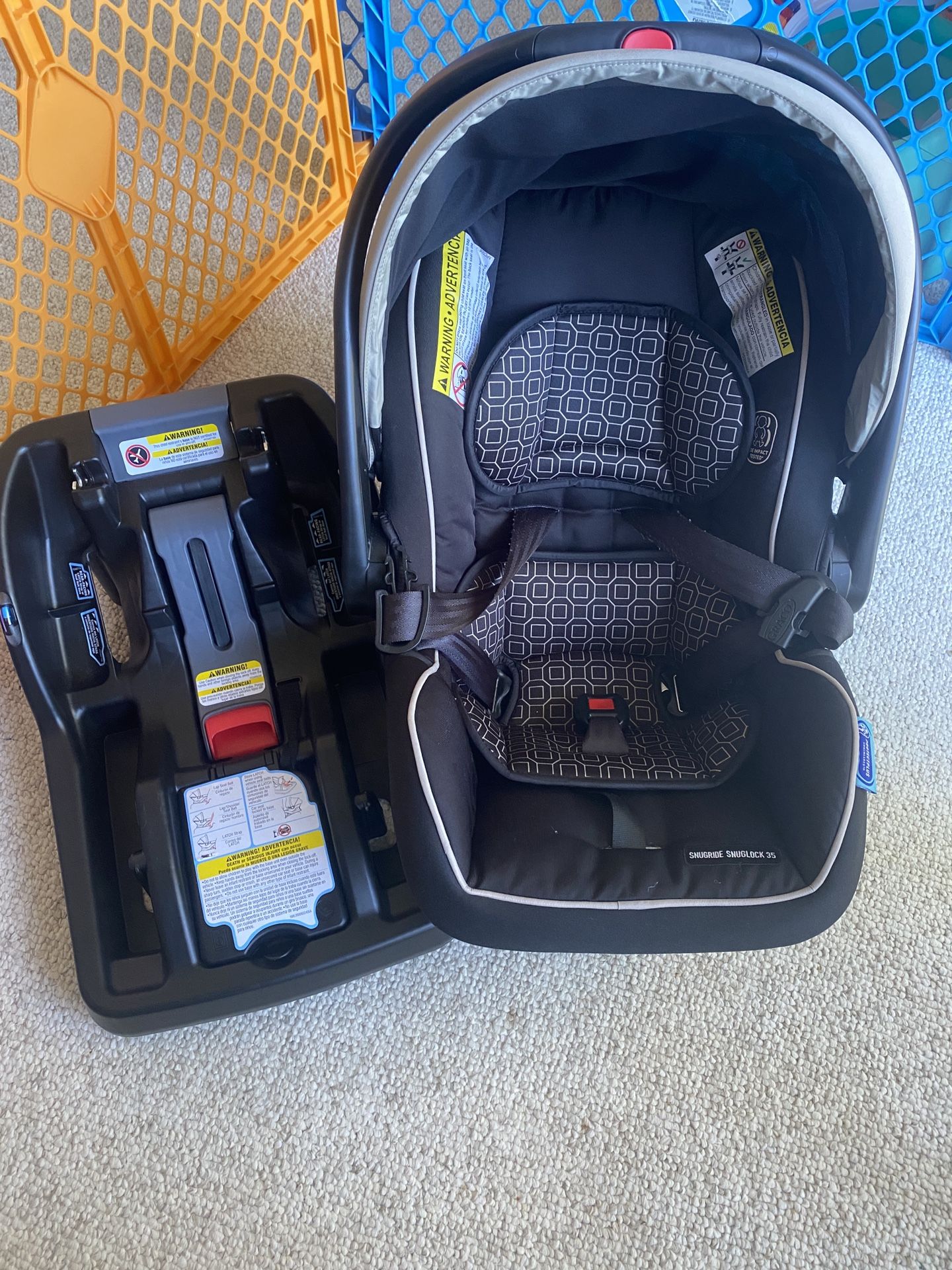 baby car seat Graco SnugRide SnugLock 35 LX Infant Car Seat | Baby Car Seat