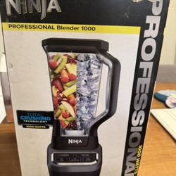Ninja Professional Blender 1000W 72 oz – Works Great – With Box
