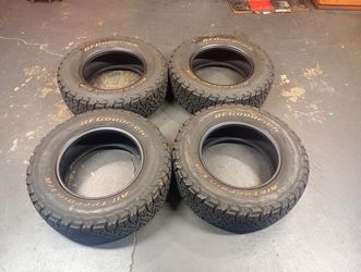 BFGoodrich All Terrain T/A KO3 LT 225 70 16 Like new Set of 4