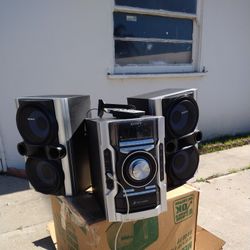 Sony HCD-EC50 3 CD Changer/Cassette/Stereo Receiver