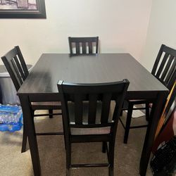 Dining Table With Chairs 