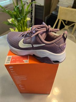 Nike Zoom Bella 6 sz 7.5w