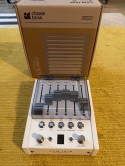 Chase Bliss: CXM 1978  Stereo Reverb Effects Pedal w/ Fader Guard