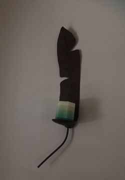 COOL RUSTIC LEAF CANDLE HOLDER