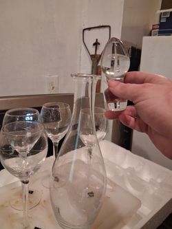 Crystal drink glasses and pitcher