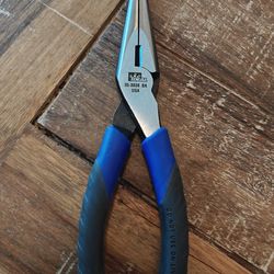 Ideal Industries needle nose pliers