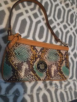 Dooney Bourke wristlet purse