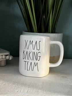 RAE DUNN  Christmas Mug