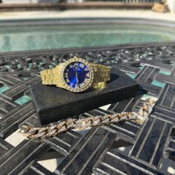 Iced Out Watch With Bracelet
